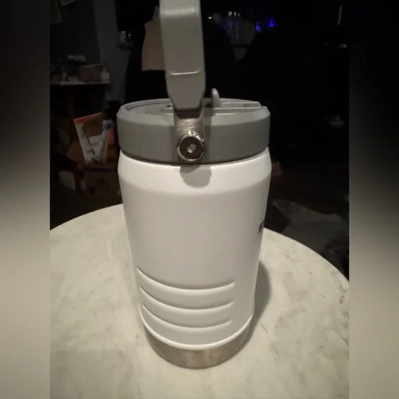 Stanley white multicolor ice flow 40oz basic tumbler - Picture 4 of 9